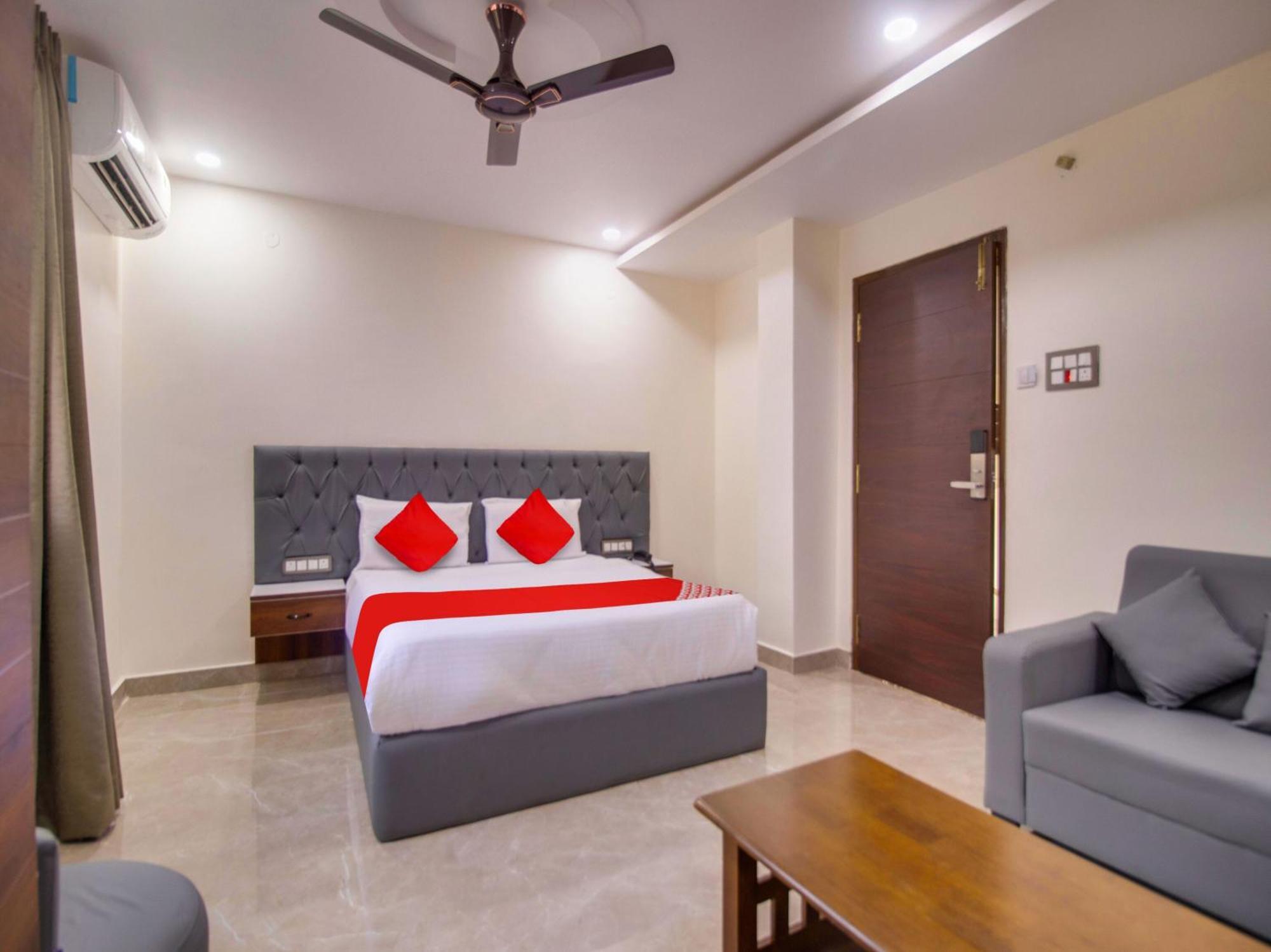 Hotel O Rr Residency Khammam Exterior foto